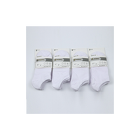 Nouvelle mode de chaussettes courtes tricotées de couleur blanche unie respirante de qualité supérieure pour les femmes pour la saison estivale
