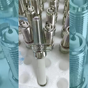 Bougie d'allumage sc20hr11 bougie d'allumage utilisée probox - Product Image 3