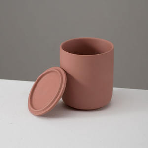 برطمانات شموع فاخرة من السيراميك غير اللامع مع غطاء، أوعية اسطوانية لتزيين المنزل للكريسماس، حاملات شموع ملونة لعيد الميلاد - Product Image 5