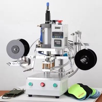 Machine d'étiquetage de manchons thermorétractables semi-automatique pour bouteilles avec tunnel de vapeur et machine de transfert thermique