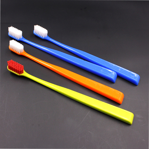 Brosse à dents adulte manche en caoutchouc souple avec grand <span class=keywords><strong>espace</strong></span> pour l'impression - Product Image 5