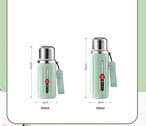 Botella de Agua Aislada al Vacío de Acero Inoxidable de Lujo de 600ml/800ml con Aislamiento Térmico de 6-12 Horas para Bebidas Frías/Calientes - Product Image 5