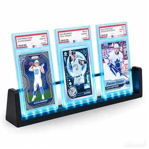 Soporte Acrílico Transparente Iluminado con Alimentación USB, Duradero y de Primera Calidad, para Exhibición de Tarjetas Coleccionables de Alto Valor - Product Image 2