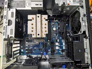 Nouveau en stock : Station de travail graphique Dell Ai PC Pro T2 FCT2250 avec processeur Core Ultra 9 285K, DDR5, NVMe, conception 3D pour montage vidéo - Product Image 5