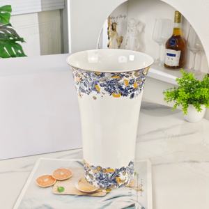 Vase en céramique bleu hydrangea de luxe fait à la main, design européen américain, écologique, peinture sous glaçure moderne, décoration de jardin d'intérieur, cadeau - Product Image 4
