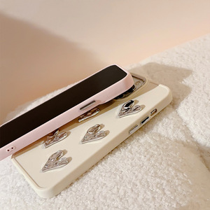 <span class=keywords><strong>เคส</strong></span> iPhone หนา 1.5 มม. สำหรับ iPhone 17 Pro Max ฝาหลังป้อง<span class=keywords><strong>กัน</strong></span>แบบเคลือบไฟฟ้ารูปหัวใจ วัสดุ TPU - Product Image 3