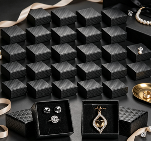 100 boîtes cadeaux pour bijoux, boîtes en carton rigides avec couvercle et base, emballage en vrac pour bagues, boucles d'oreilles, pendentifs, colliers, petits bijoux - Product Image 5