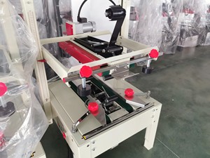 HIPAC 2025 FXJ6050 Semi-Automatic Flap Folding <b>Wood</b> Sealing Machine Chemical Application Cold Seal Case <b>Sealer</b> 110V/220V 500mm - Product Image 5