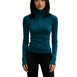 Haut côtelé à col roulé et demi-zip pour femme - T-shirt moulant décontracté à manches longues en maille tendance - Product Image 2