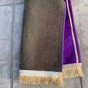 Tappeto da preghiera musulmano con vendita calda tappetino da preghiera islamico perfetto tappeto da preghiera antiscivolo per tacchino da regalo Ramadan