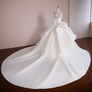 Abito da <span class=keywords><strong>sposa</strong></span> di alta gamma in raso con corpetto avvolgente, strascico a cappella, fiori, <span class=keywords><strong>taglie</strong></span> forti e per la madre <span class=keywords><strong>della</strong></span> <span class=keywords><strong>sposa</strong></span> - Product Image 3