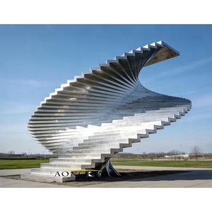 Grande sculpture d'escalier en spirale moderne en acier inoxydable, artisanat métallique abstrait, statue d'art en forme d'escalier tourbillon - Product Image 1