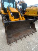 Chargeuse-pelleteuse JCB 3CX d'occasion, année 2009, peinture d'origine, 4 roues motrices, JCB 3CX en stock