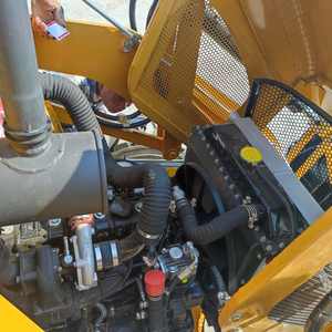 CAT 420F a utilisé la pelle rétro de chargeur de roue avec l'attachement de seau Caterpillar font la charge évaluée de 2 ou 3 tonnes garantie de 1 an - Product Image 6