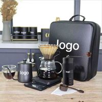 Juego de café moderno de acero inoxidable de 11-13 piezas OEM de 600 ml con tetera, báscula digital, servidor de vidrio y molinillo manual para 3-4 personas