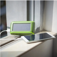Power Bank portabel USB ganda, pengisi daya matahari 10W untuk berkemah dengan fitur tahan air Antarmuka Input USB mikro