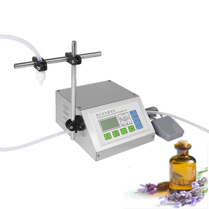 Máquina Llenadora de Botellas Semiautomática de 1-4 Boquillas para Bebidas y Refrescos de 500 ml, Alta Precisión 0.5%, Accionamiento Eléctrico - Product Image 1