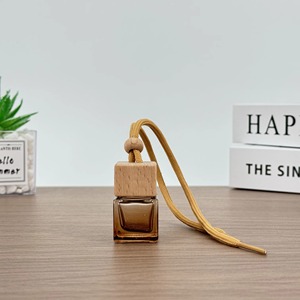 8ml Custom Mini Empty Car Perfume <b>Diffuser</b> Pendant Aroma Therapie Amber Square Glass Hanging Car Perfume <b>Diffuser</b> <b>Bottle</b> - Product Image 4