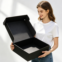 Vente en gros de grandes boîtes en carton ondulé noir, écologiques, recyclables, en matériaux recyclés, imperméables, résistantes aux UV, avec logo personnalisé