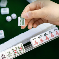 Table de Mahjong transparente en acrylique américain de 20 pouces avec support, poussoir magnétique, règle de placement de cartes et aide à l'organisation des cartes trois-en-un