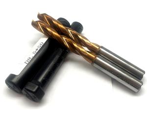 APEX - Fabrication de forets hélicoïdaux en carbure de tungstène pour trous internes avec refroidissement 5D8D16D20D - Product Image 3