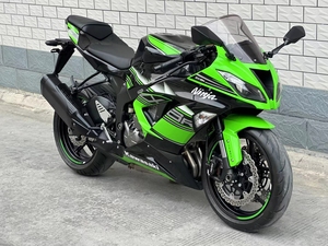 Motocicleta Usada de 1000cc, 4 Cilindros, Supercargada, Potencia Extrema, 120km/h, CN/JIA, Motor Potente de 1000cc que Ofrece Velocidad Extrema y Alto Rendimiento - Product Image 3