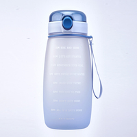 Bouteille d'eau portable Yiben 1,1 L en plastique avec logo personnalisé, corde et paille, pour le sport et la motivation