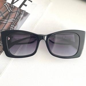 Lunettes de soleil tendance vintage bleues de haute qualité avec verres PC UV400, style streetwear euro-américain 2025, polyvalentes - Product Image 5