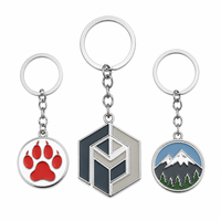 Porte-clés personnalisé en métal émaillé 3D, figurine de personnage de film ou de jeu, badge de merchandising d'anime, porte-clés