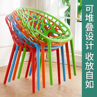 Chaise de salle à manger minimaliste moderne décontractée avec dossier, accoudoirs en plastique épaissi empilables, design ajouré, mobilier de maison pour