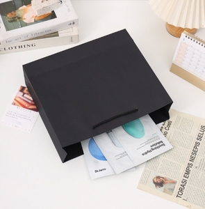 Bolsa de papel personalizada al por mayor, bolsa de regalo con logotipo impreso/bolsa kraft para embalaje de joyería - Product Image 2