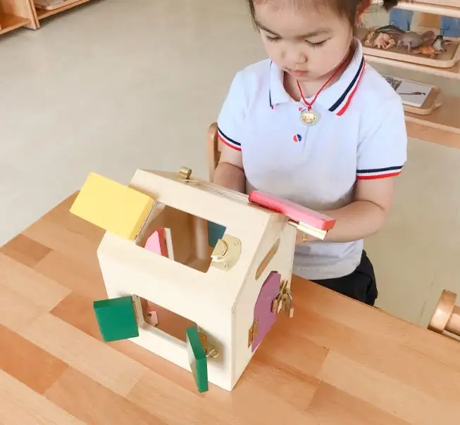 กล่องสลักกลอนไม้สำหรับนักเรียนอนุบาล,ดีไซน์ใหม่แบบ Montessori Adena ใช้งานได้จริง