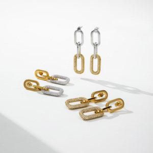 YF5144 Bracciale di Design alla Moda, Placcato in <span class=keywords><strong>Oro</strong></span> 18K, Catena Spessa in Acciaio Inossidabile con Clip, Charm in Zirconia Cubica - Product Image 6