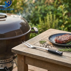 Tenedor para Servir <span class=keywords><strong>Carne</strong></span> <span class=keywords><strong>de</strong></span> Acero Inoxidable con Logotipo Personalizado, Seguro para Alimentos, con Mango Largo y Agarre Antideslizante - Product Image 5