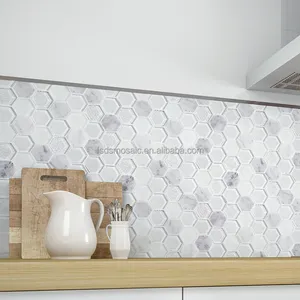 Mosaico esagonale bianco natura mix piastrelle mosaico di vetro popolare per cucina calda bagno mosaico piastrelle per pavimenti e rivestimenti