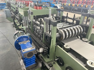 Completamente automatico regolabile da 80 a 300 Standard C Purlin Roll formatrice per macchine per la produzione di piastrelle - Product Image 4