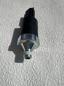 Nouveau Jeep 1998 pour Dodge moteur capteur de pression d'huile expéditeur interrupteur 4Pin 56031005AB 05003675AA pour camionnette métal 1 an - Product Image 3