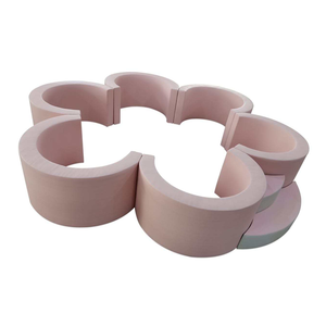 Pelota de juego suave de color rosa, blanco y beige, con tobogán, para fiestas y eventos en interiores, 8 pies y 10 pies - Product Image 1