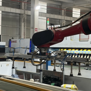 Robot palettiseur automatique à 6 axes avec ventouses pour le chargement, le déchargement et la manutention de tôles métalliques par laser CNC - Product Image 4