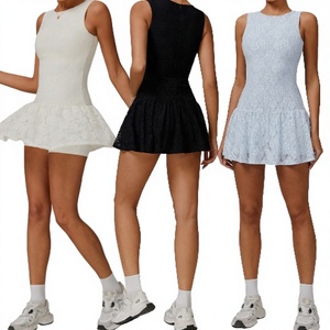 Jupes de tennis respirantes marron pour femmes avec short intégré, personnalisables avec le nom de l'équipe, pour adultes, tenue de court tendance - Product Image 3