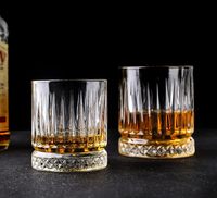 Échantillon gratuit de verres à liqueur personnalisés en relief pour la verrerie de cristal de whisky pour la maison Bar