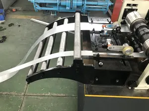 Omega furring perfil rolo dá forma à máquina C canal U truss de conformação a frio máquina de rolo antigo