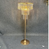 Décoration de mariage dorée, guide d'allée de mariage lumineux, support de fleurs en acrylique cristal, porte-bougie, lampe de sol pour fête à domicile et mariage