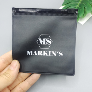 Pochette zippée personnalisée de luxe, mini pochette à bijoux givrée, petit sac en plastique à fermeture éclair, petit sac d'emballage en PVC à fermeture éclair pour bijoux - Product Image 1