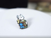 Broches de mode JK Manufacturer en fer nickel noir, découpées et imprimées, sur le thème de Pikachu, Eevee, Halloween, la Saint-Valentin et l'anime, avec motifs croix et de graduation