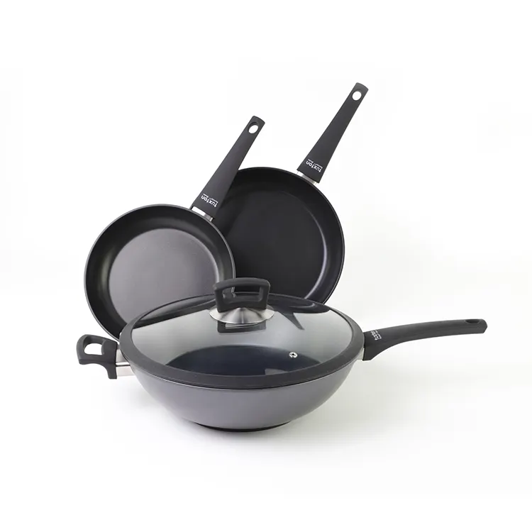 Axa High Quality Black Fika Pan Non Stick Chinese Woks Pan Induction Wok With Glass Lid Cooking Pan For Home