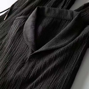 <span class=keywords><strong>À</strong></span> <span class=keywords><strong>la</strong></span> <span class=keywords><strong>mode</strong></span> lumière luxe hommes S été ensemble 2024 haut de gamme sport <span class=keywords><strong>mode</strong></span> <span class=keywords><strong>à</strong></span> manches courtes pantalons longs <span class=keywords><strong>tenue</strong></span> - Product Image 4