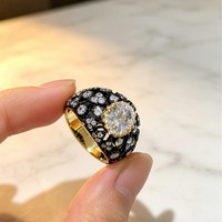 Bague en argent 925 avec émail noir, éclat étoilé, zircone 5A et design unique – Idéale pour événements de mode, défilés de célébrités d'Internet