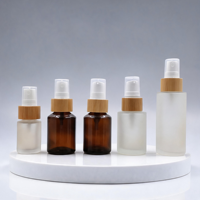 Atomiseur de parfum de haute qualité avec bouchons en bambou, flacons de parfum vides en verre rectangulaires de 50 ml, flacon de lotion pour la maison, le bureau et les voyages