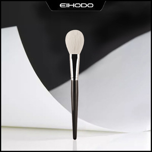Pinceau à blush Cangzhou en poils d'animaux, 40 mm, pour le visage et les joues - Product Image 4